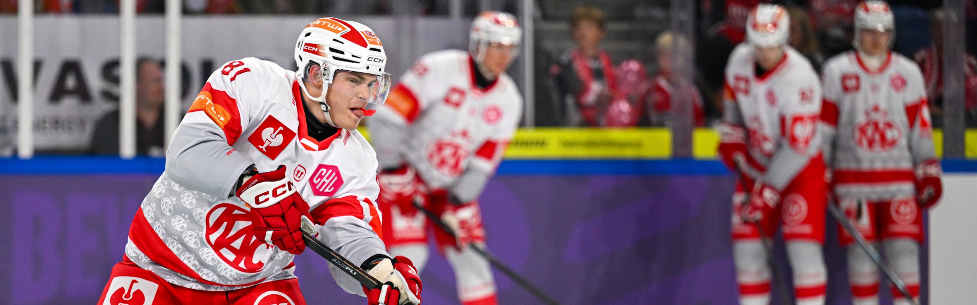 Finn van Ee und die Rotjacken bestreiten am Mittwoch in Berlin ihr letztes Champions Hockey League-Spiel in dieser Saison